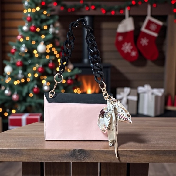 Prada beauty Black and Pink Women's Bag - Picture 2 of 6